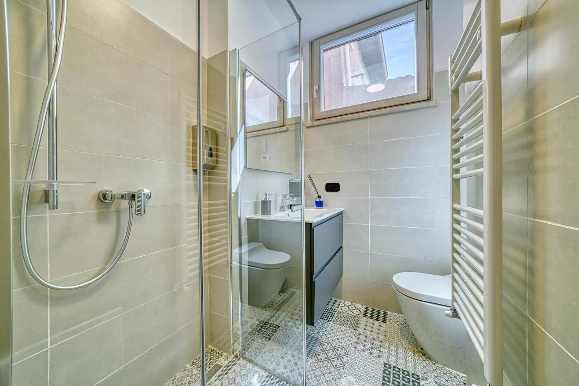 City Central Apartment Romantic Lakefront Balcony - Malcesine - Porto Vecchio 11 Exteriör bild