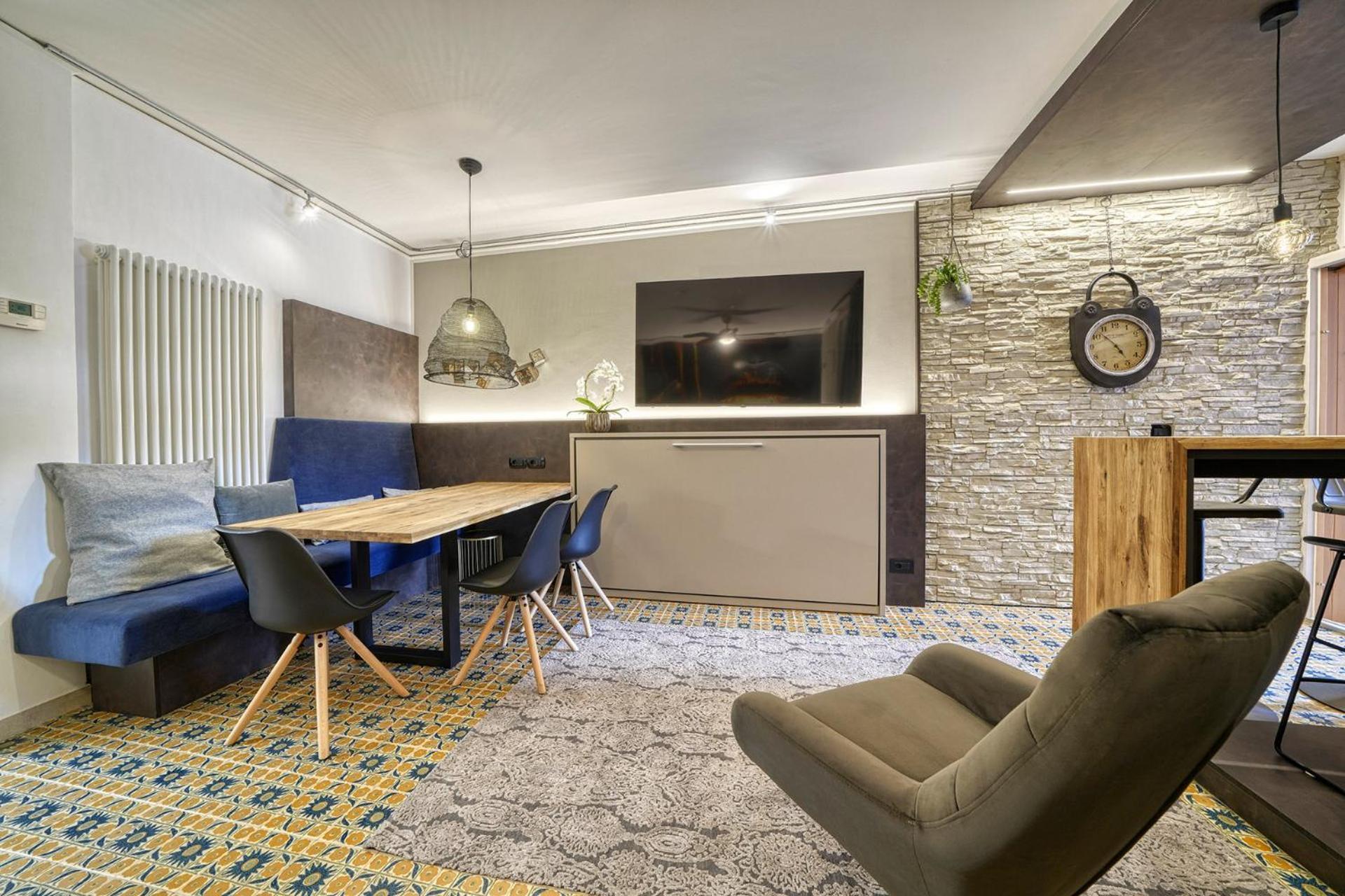 City Central Apartment Romantic Lakefront Balcony - Malcesine - Porto Vecchio 11 Exteriör bild